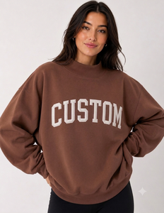 เสื้อสเวตเชิ้ตโอเวอร์ไซส์ แขนยาว คอเต่า ทรงหลวมสำหรับผู้หญิง ปักอักษรตามสั่ง สีพื้น ผลิตจากโรงงานโดยตรง - Product Image 1