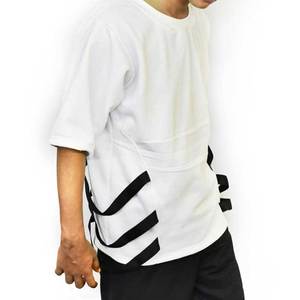 เสื้อยืดแขนสั้นสีขาวสำหรับผู้ชาย คอกลม สีพื้น ทรงโอเวอร์ไซส์ แต่งขอบตัดกัน สไตล์สตรีท ผ้าฝ้ายถักเจอร์ซีย์ 100% - Product Image 3