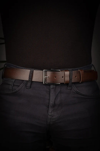 Ceintures en cuir véritable pour hommes, personnalisées OEM, élégantes, à double boucle avec boucle en alliage, logo personnalisé, style formel tendance, vente en gros - Product Image 4