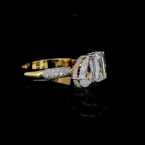 Anillo de Compromiso de Moissanita con Corte Esmeralda y Pera, Plata de Ley 925, Engaste de Garras, Anillo Clásico de Dos Piedras para Mujer, Ideal para Regalo - Product Image 2