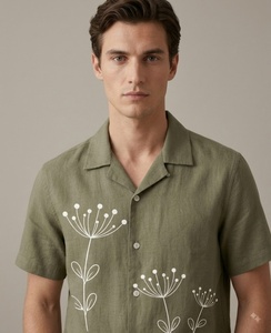 Chemise décontractée pour homme en coton vert à manches courtes avec broderie florale faite à la main, col marin, tenue d'été, belle chemise - Product Image 3