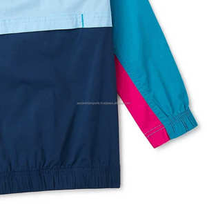 Ensemble coupe-vent court, coupe classique, 100% nylon respirant, imprimé, respectueux de l'environnement - Product Image 4