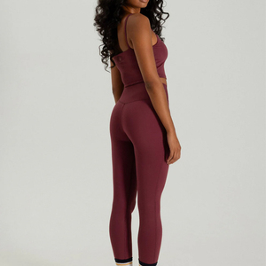 Leggings y Sujetador Deportivos para Mujer, Personalizados, de Alta Calidad, Sin Costuras, Ligeros, Nuevo Diseño, Alta Elasticidad, Conjunto de Yoga - Product Image 2
