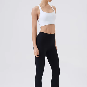 Hauts de sport sexy en nylon/coton, sans dos, sans bretelles, à maintien élevé, avec pantalon – Séchage rapide et respirant - Product Image 1