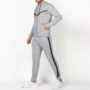 Ensemble de survêtement gris à capuche pour homme, fermeture éclair intégrale, poches latérales, vêtements décontractés d'automne, matière respirante en polyester et coton - Product Image 2