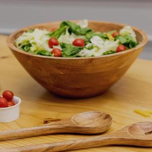 Bol en bois naturel de qualité supérieure avec finition de qualité alimentaire, vaisselle réutilisable et durable pour salade, pâtes et riz, disponible à la vente - Product Image 2