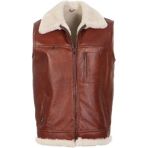 Gilet de moto en cuir authentique conçu pour les hommes qui privilégient une coupe traditionnelle avec durabilité et un style minimaliste épuré - Product Image 3