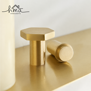 Gancho de Pared de Ancla de Latón Macizo Hecho a Mano, Acabado Dorado, Decorativo para Abrigos, Sombreros, Toallas, Llaves, Batas, Decoración Náutica Marina para el Hogar - Product Image 3