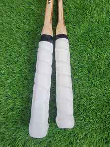 ไม้แบดมินตันด้ามไม้สำหรับกีฬากลางแจ้ง ราคาส่งถูกสำหรับมืออาชีพ อุปกรณ์กีฬาแบดมินตันพร้อมลูกไม้ - Product Image 3