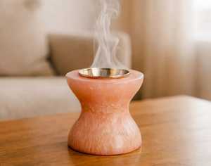 Quemador de Incienso Artesanal de Resina y Madera de Ciprés con Copa Metálica para Aromaterapia, Decoración del Hogar para el Ramadán y Majlis - Product Image 4