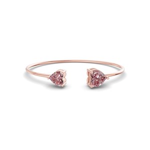 กำไลข้อมือทองคำขาว 14 กะรัต รุ่น Amoura Heart Flexi ประดับเพชร Vivid Pink Lab Diamond (1 กะรัต) ทูวี. กำไลข้อมือเพชรแบบเปิดสไตล์แฟชั่น - Product Image 4