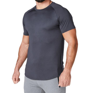 T-shirt de compression léger en tissu extensible respirant, séchage rapide, évacuation de l'humidité, coupe ajustée, idéal pour la salle de sport, avec faible MOQ - Product Image 4