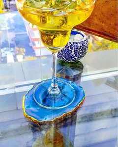 Sous-verre en pierre d'agate au design antique pour la décoration de la maison, des hôtels et des restaurants, avec finition plaquée or - Product Image 6