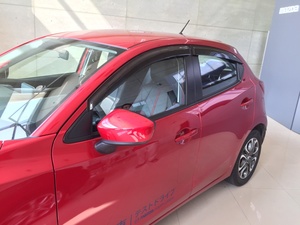 Viseras para Ventanas de Auto HIC, Protectores Contra la Lluvia, Material PMMA, 100% Compatibles con MAZDA 2 5 Puertas Hatchback (DJ) / 4 Puertas 2015~ - Product Image 5