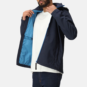 Chaqueta Softshell para Mujer al por Mayor OEM, Ropa de Invierno, Chaqueta Softshell para Mujer de Nuevo Estilo Más Vendida con Logotipo y Talla Personalizados - Product Image 4