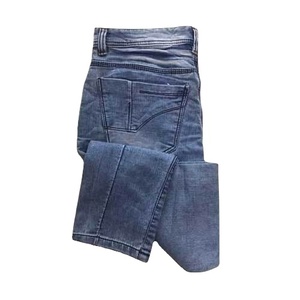 Jeans en denim personnalisés pour hommes, coupe skinny, en coton de haute qualité, OEM, personnalisables, avec fermeture éclair, en coton élasthanne, délavés, collection printemps - Product Image 2