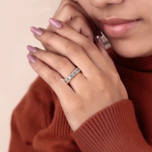 Anillo de boda de oro amarillo de 14K con diamantes de laboratorio marquesa y baguette, banda de eternidad apilable y alternada para mujer, venta al por mayor - Product Image 2
