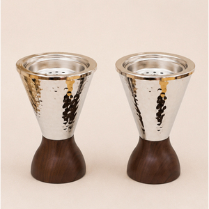Quemador de incienso árabe Bakhoor de metal martillado Mabkhara con base de madera de nogal, soporte cónico para incienso Oud, incensario para decoración del hogar en Ramadán - Product Image 1
