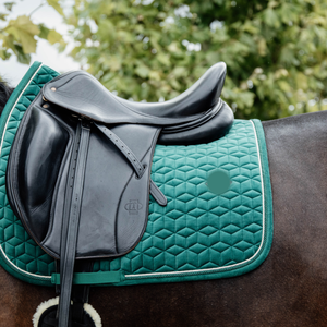 Almohadilla de Terciopelo Verde Esmeralda Personalizada para Silla de Montar, Acolchado 3D, Venta al por Mayor - Product Image 3