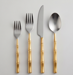 Ensemble de couverts modernes en acier inoxydable avec manche en bambou, résistant au lave-vaisselle, finition dorée, pour mariage et table à manger - Product Image 1