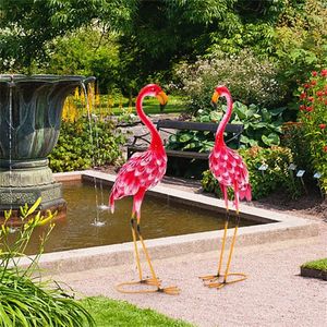 Splendido Set di 2 Ornamenti a Forma di Fenicottero con Piume Sfumate, Statue in Ferro per Decorazione Esterna di Giardini/Patio - Product Image 5