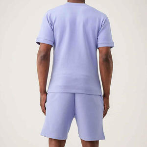 Ensemble de survêtement d'été pour homme en coton à manches courtes, avec logo personnalisé, t-shirts et shorts - Product Image 4
