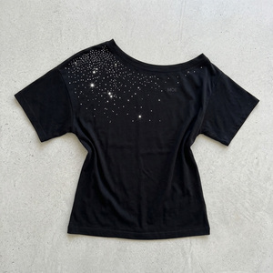 Chemise femme Y2K personnalisée à épaules dénudées avec strass, noire, coupe oversize asymétrique, style décontracté, scintillante, pour soirée, ample, avec motif graphique - Product Image 4
