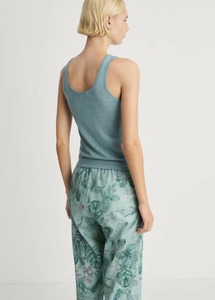 Venta al por mayor de fábrica: Top de yoga y fitness de diseñador de alta calidad para mujer, talla grande, cuello redondo, transpirable, soporte medio, secado rápido. - Product Image 5