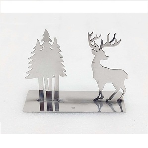 Adornos Colgantes de Reno de Metal Plateado Texturizado Hechos a Mano, Decorativos en Varios Tamaños con Cuerdas, para Navidad - Product Image 3