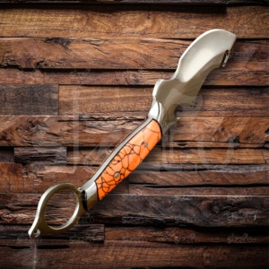 Cuchillo de caza y camping Guthook hecho a mano, acero Sunstone D2, mango de resina, funda de cuero, regalo para él. - Product Image 5