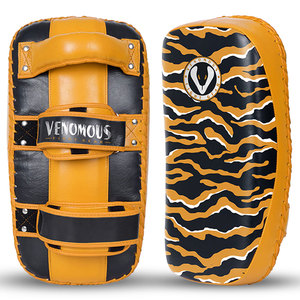 Protège-bras/protège-tibias en cuir antidérapant et écologique entièrement personnalisés Venomous Tiger Viper – Équipement de protection de qualité supérieure pour la boxe. - Product Image 2