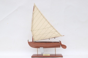 Barco de Pesca Americano de Madera Hecho a Mano por DINHY con Acabado Lacado - Product Image 5