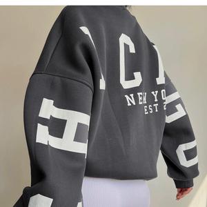 เสื้อฮู้ดดี้ผู้หญิงทรงโอเวอร์ไซส์ พิมพ์ลายพัฟฟ์ ผ้าฟลีซ 100% คอตตอน สตรีทแวร์ กันน้ำ ผ้าเฟรนช์เทอร์รี่ คอกลม สไตล์วินเทจ - Product Image 5