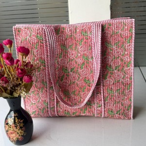 Sac fourre-tout matelassé en coton fait main indien avec fermeture éclair, style vintage tendance, cadeau personnalisé, pour la plage, les voyages, portable avec chaîne - Product Image 4