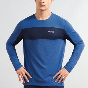 Camiseta de yoga para hombre, material totalmente transpirable y de secado rápido, 100% algodón, ropa deportiva para gimnasio, corte ajustado personalizado. - Product Image 1