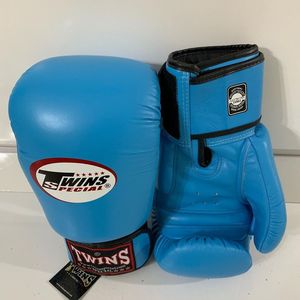 Guantes de Entrenamiento Profesionales para Kick Boxing y Muay Thai, Cierre Ajustable, Transpirables, Absorben la Humedad, Protección UV, PU RL-BG-196 - Product Image 2