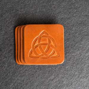 Juego de Posavasos de Cuero Hechos a Mano, Duraderos, Resistentes al Calor, Protección para Mesa y Encimera GLC-0077 - Product Image 1