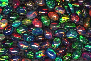 Ópalo Natural de Rajastán Welo, Colorido, Corte Ovalado 5x7mm, Piedra Suelta con Cambio de Color y Relleno de Fracturas para Joyería - Product Image 2