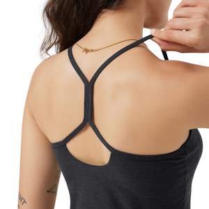 Ensemble de sport pour femmes en gros : débardeur court et short de yoga et fitness, vêtements de sport personnalisables avec logo, fabricant OEM - Product Image 5