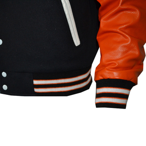 Blouson universitaire unisexe modèle 2024 pour homme, style Champion, avec corps en laine, manches en cuir, patchs en chenille et broderies - Product Image 4