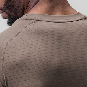 T-shirts de compression respirants personnalisés OEM pour la course à pied, la gym et le fitness, séchage rapide, prix bas. - Product Image 3
