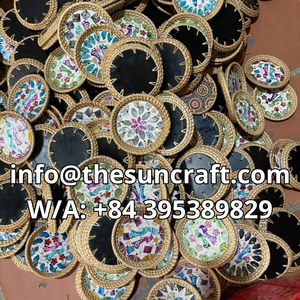 Posavasos Artesanal de Nácar Resistente al Calor - Base de Concha Natural con Revestimiento de Ratán - Accesorio Sofisticado para la Mesa - Product Image 5