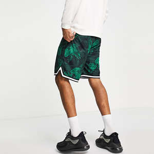 Shorts de plage personnalisés en polyester à motif basketball, streetwear, pour l'été, usage quotidien, course à pied, maillot de bain, shorts de sublimation unisexes - Product Image 2