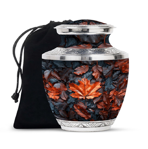 Motivo de hojas de arce vibrantes de otoño en una urna de metal resistente con bolsa de terciopelo. Resistente, disponible a precios de mayorista. - Product Image 1