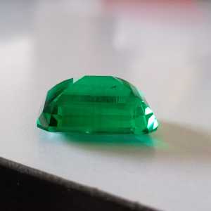 พลอยมรกตสีเขียวคุณภาพสูง ผลิตในห้องปฏิบัติการ ระดับพรีเมียม ทรงหลวม คุณภาพเยี่ยม เหมาะสำหรับทำเครื่องประดับ ใช้ในงานตกแต่งอย่างหรูหรา - Product Image 3
