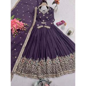 Robe de soirée brodée avec paillettes pour fête - Product Image 2