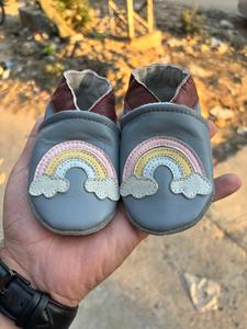Chaussons en cuir souple pour bébé, brodés de fleurs, chaussures de pré-marche pour nourrissons, confortables, légères, souples, pour la crèche - Product Image 3