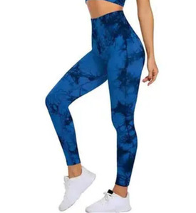 Ensemble de sport et yoga à prix raisonnable : Soutien-gorge de sport à col en U et leggings moulants longueur cheville avec impression de logo personnalisé - Product Image 6