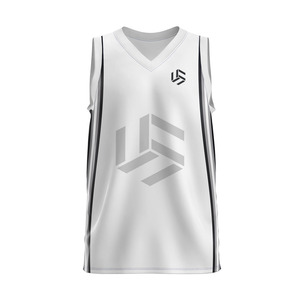 Conjunto de Camisetas y Pantalones Cortos de Baloncesto Sublimados, Diseño Personalizado, 100% Poliéster, Secado Rápido, Uniformes de Baloncesto para Hombre - Product Image 3