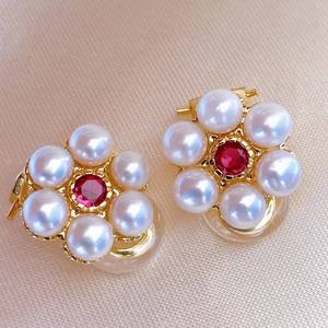 Boucles d'oreilles classiques françaises micro-incrustées Haoshi, bijoux rétro en forme de pétale, perle d'eau douce de 4-5 mm, pince d'oreille pour femmes - Product Image 3